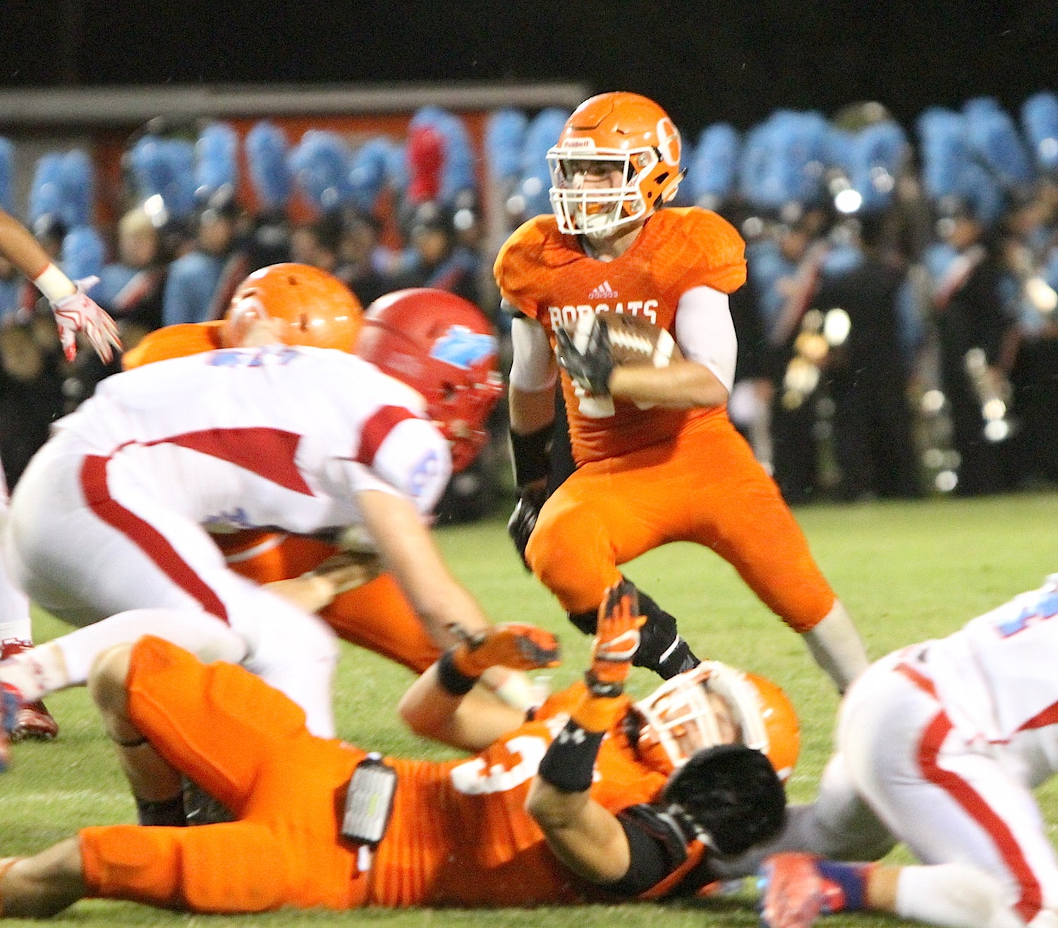 Lumberton stops Bobcats, 33-21 - Orange Leader | Orange Leader