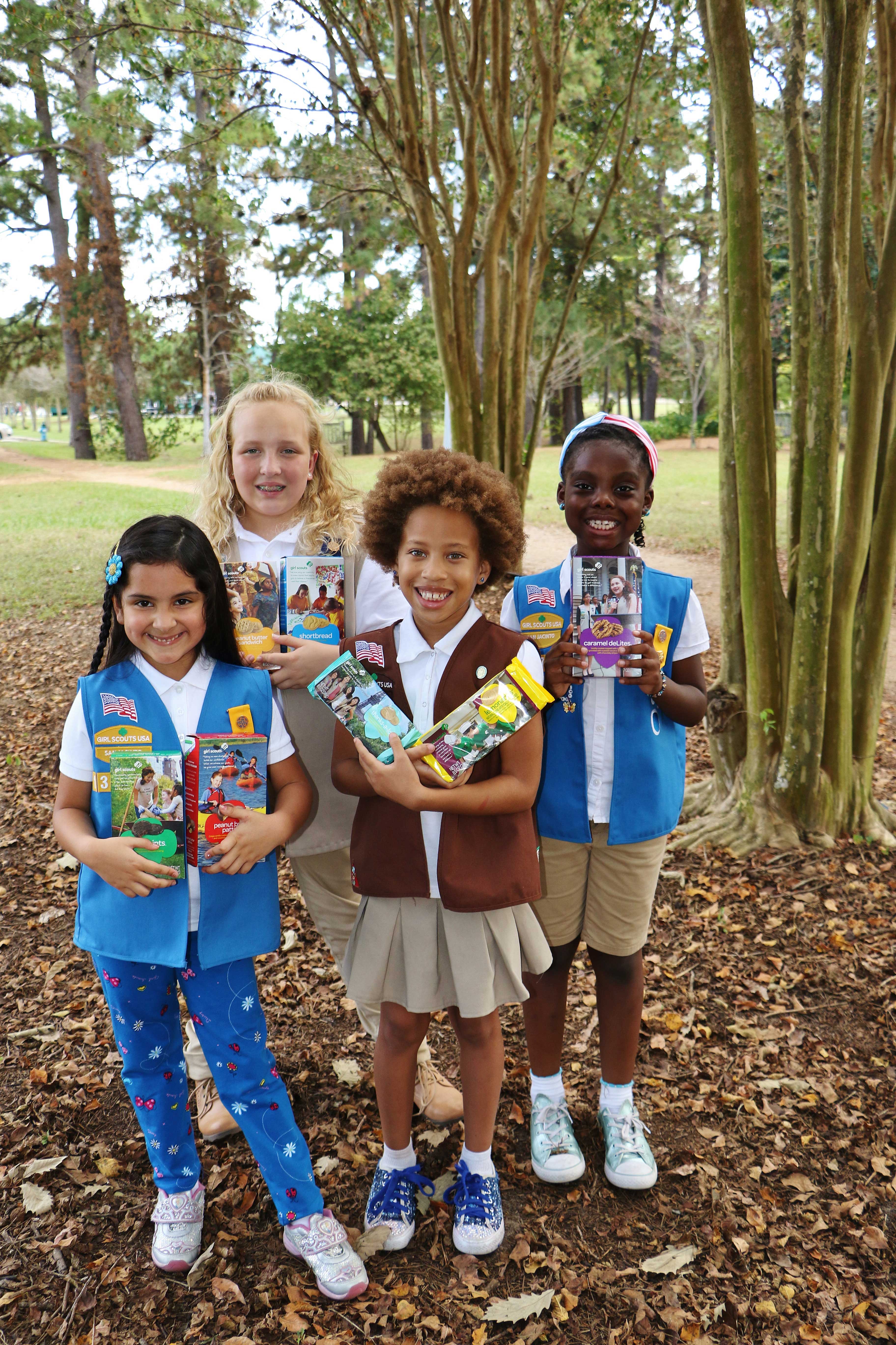 Girl Scouts Celebrates 100th Anniversary Of First Known Sale Of Cookies Orange Leader Orange 9512