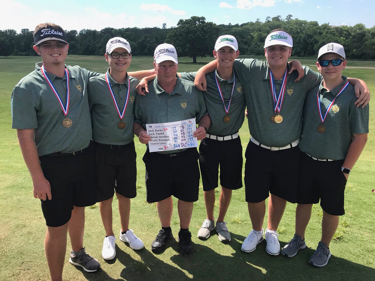 Burke Wins Regional Golf Title; Bears Going To State As A Team - Orange 