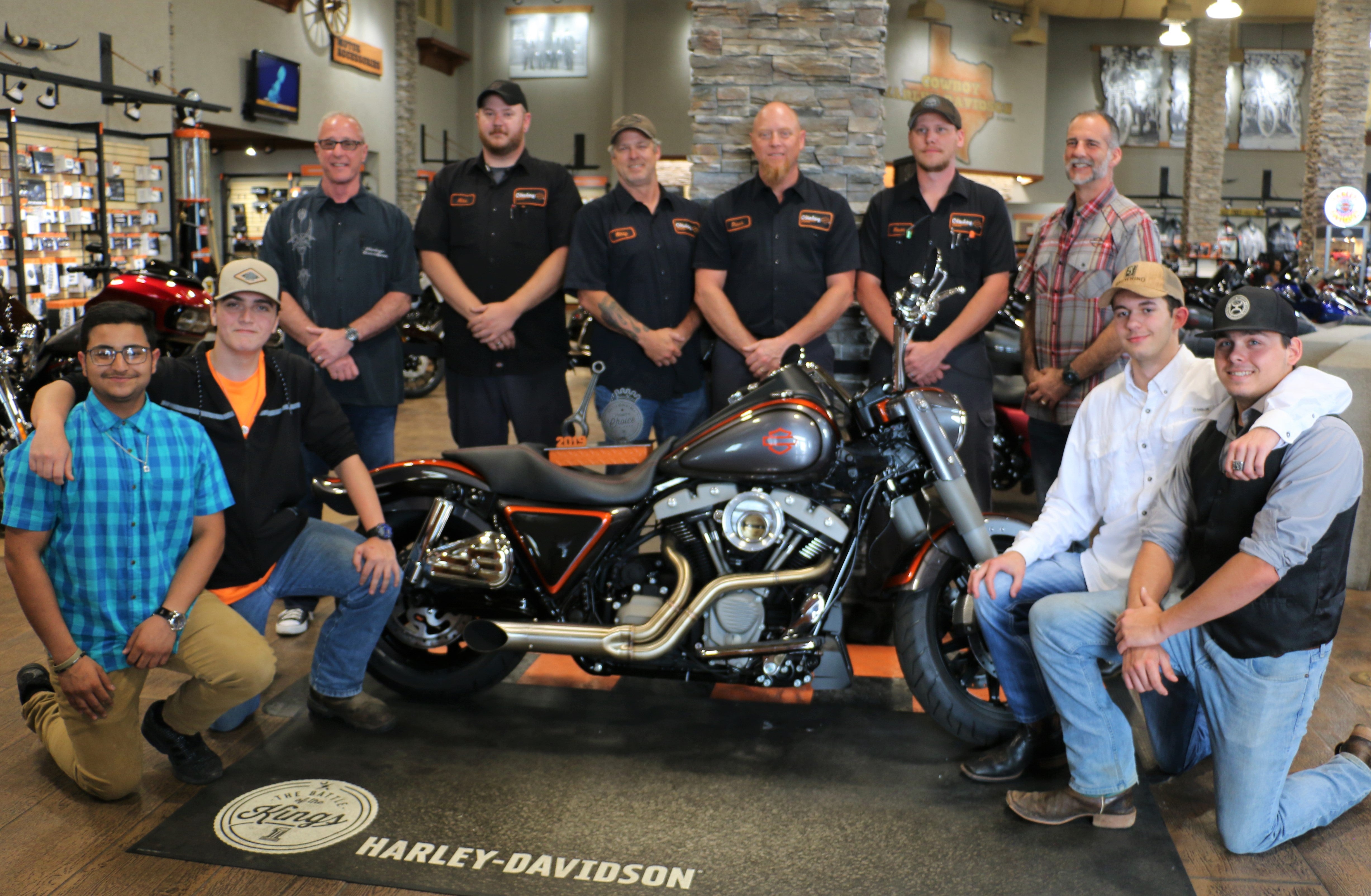 VHS Automotive Tech students team up with Harley Davidson Beaumont