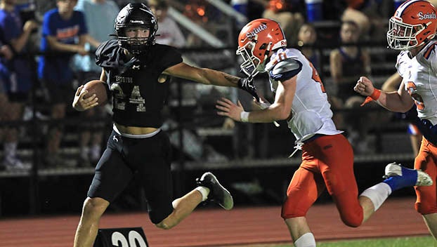 PHOTO FEATURE: Vidor Pirates get ground game going against Saints ...